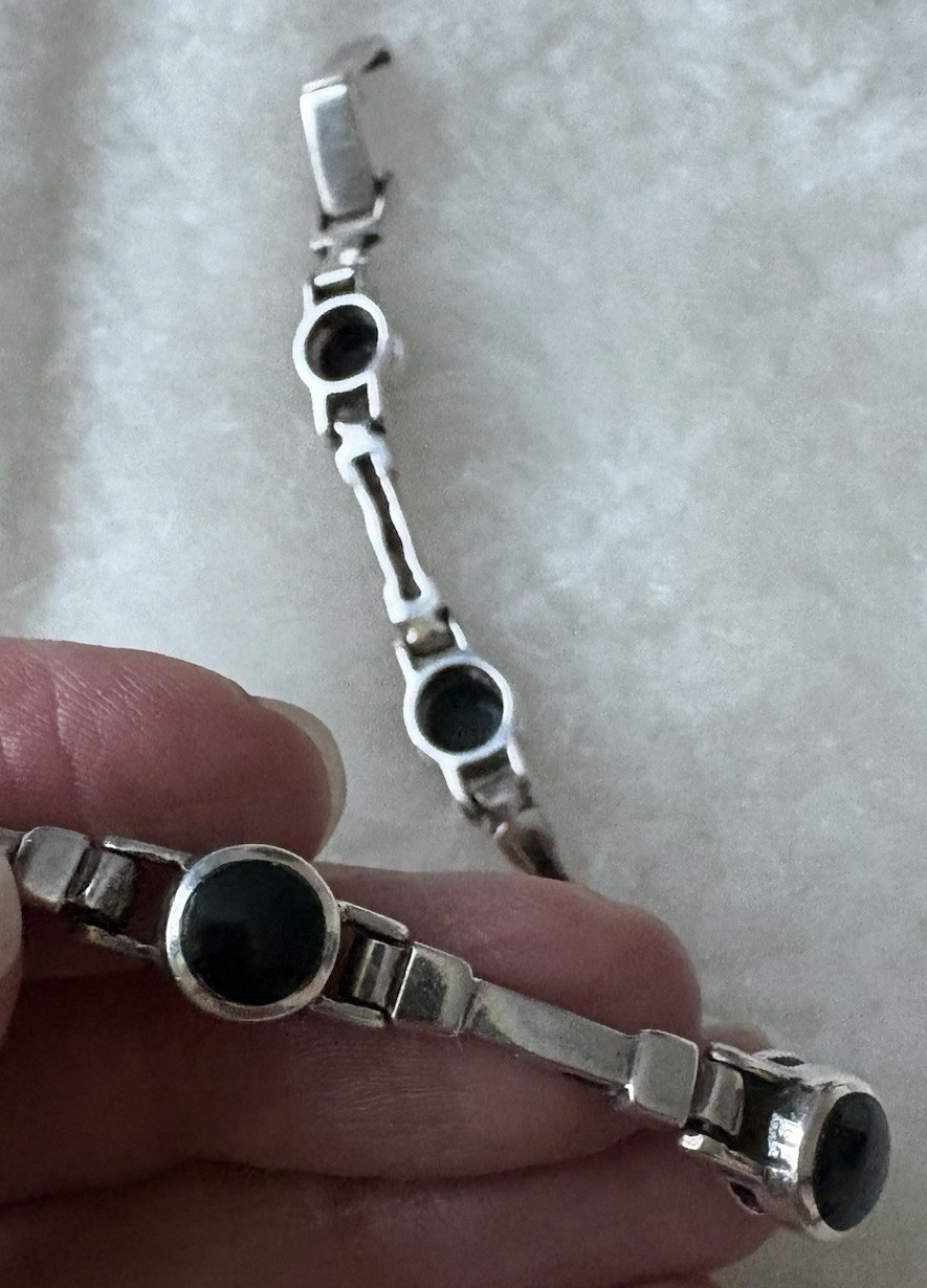 Onyx 6 Round Black, Sterling Silver 925, Bezel Link Bracelet w/Fold-Over Clasp