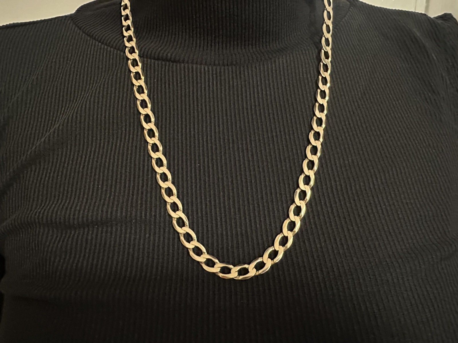 9ct Solid Yellow Gold 9-10mm Curb Link unisex Heavy Chain 22.5 inches 28g