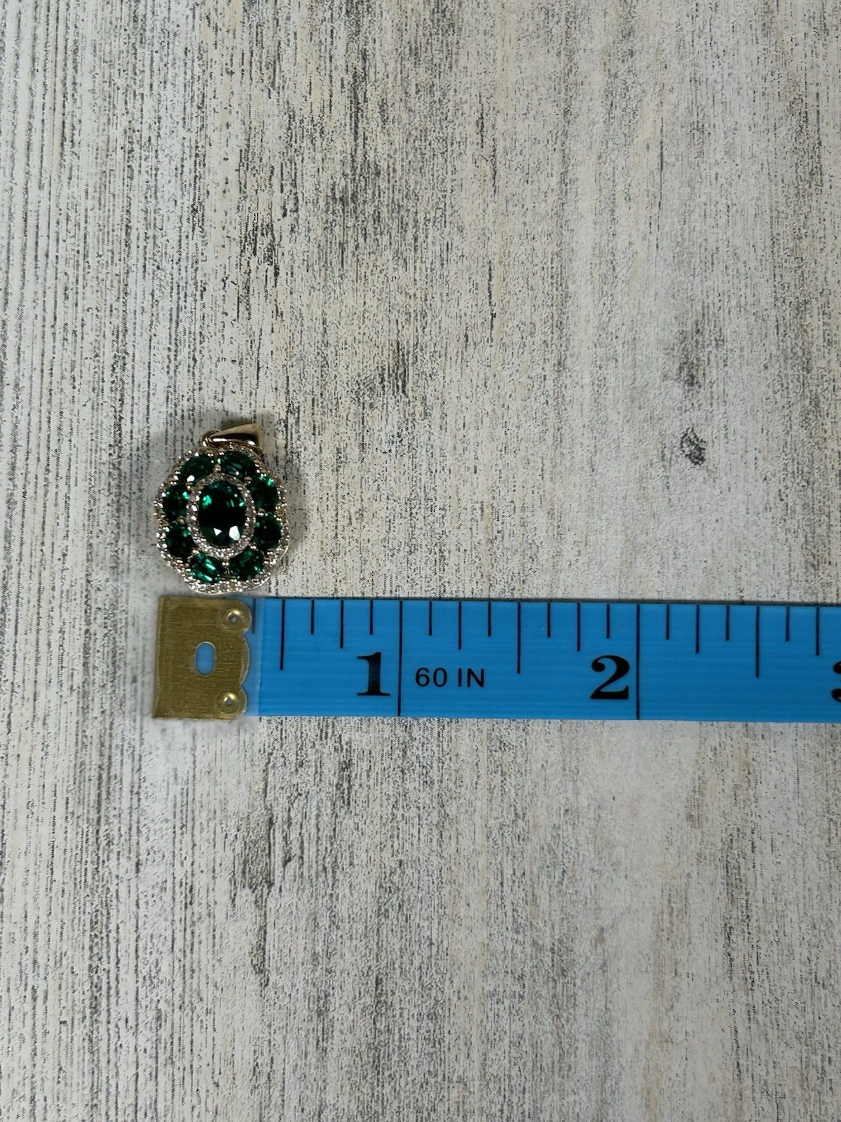 JTV Bangkok Ratnaraj Jewelers (BBJ) Scalloped Design Emerald Simulant Pendant
