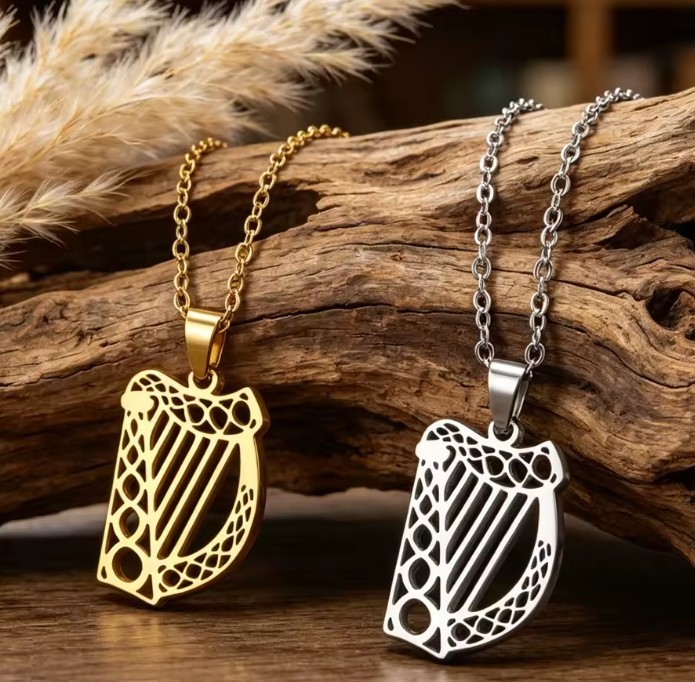 Silver Stainless Steeln Celtic Harp Pendant with 45 cm chain plus 5cm extender