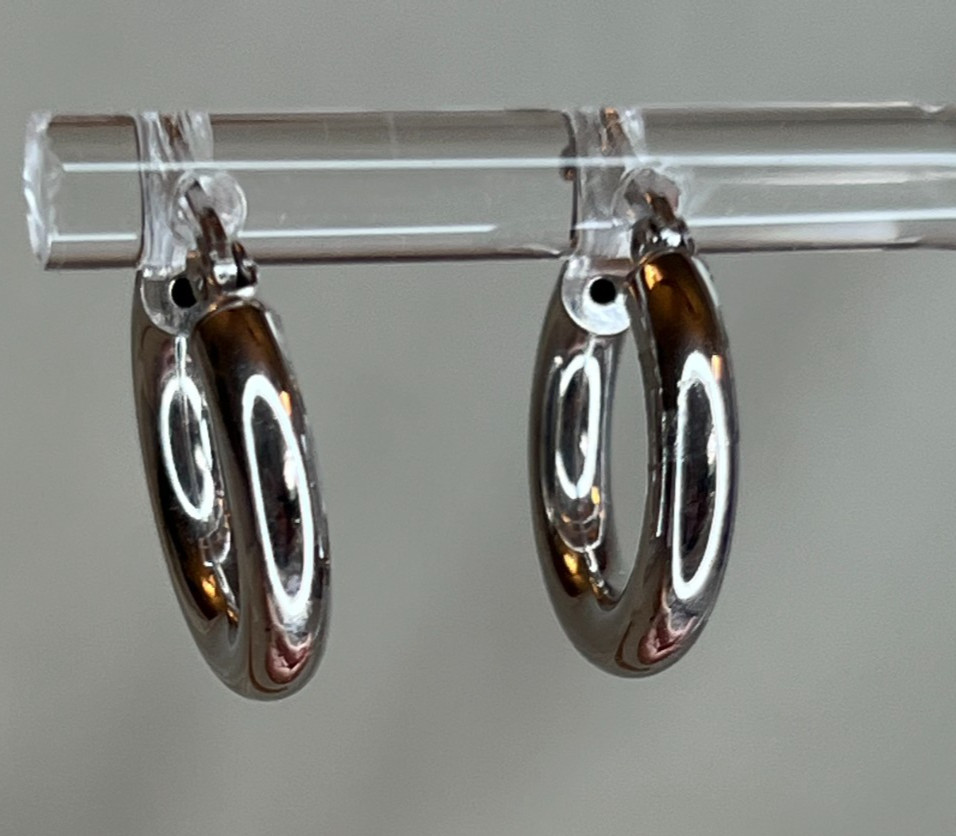 14K white Gold Classic Polished 14mm round tube hoop earrings