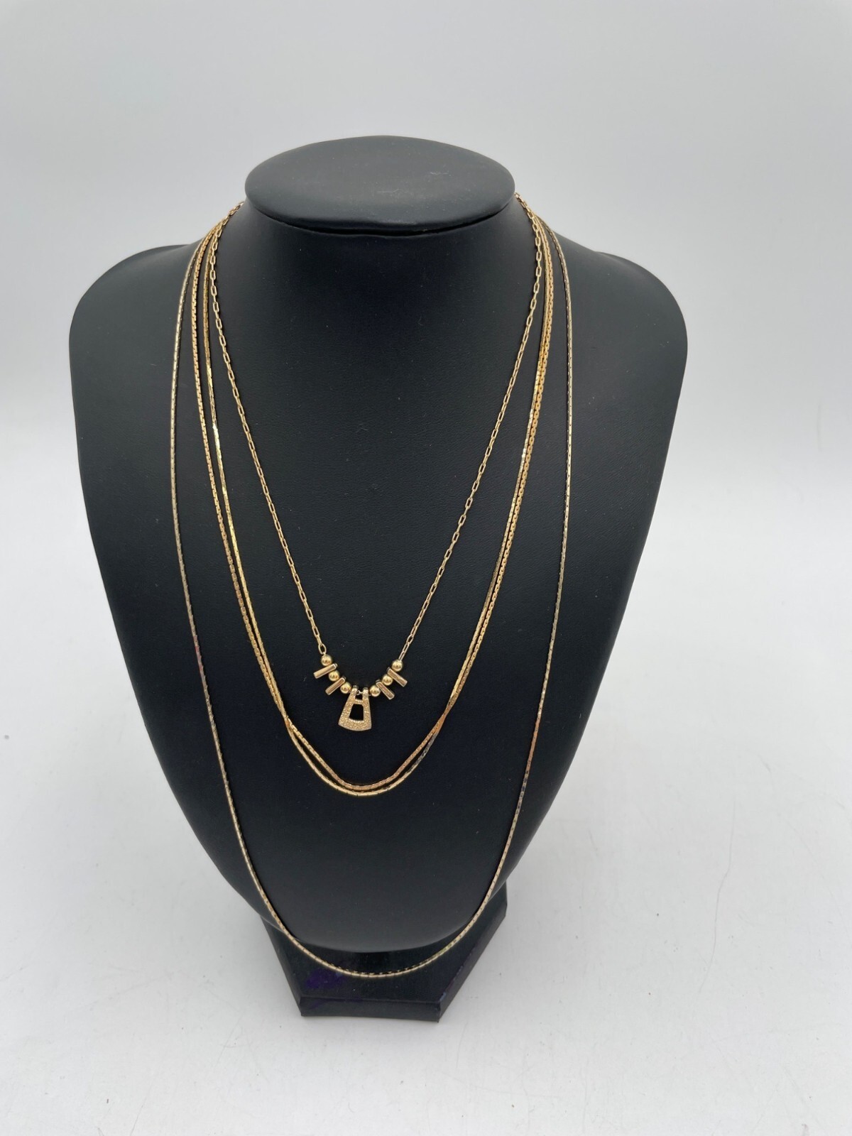 Layered Faux Gold Necklaces 4 Chains & Mini Pendant Design