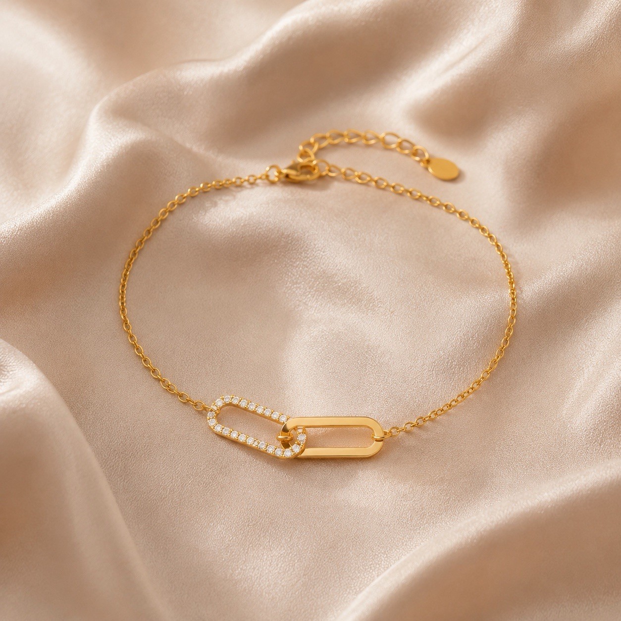 Luxury Gold Pavé Interlocking Link Necklace & Bracelet Jewelry Set for Women