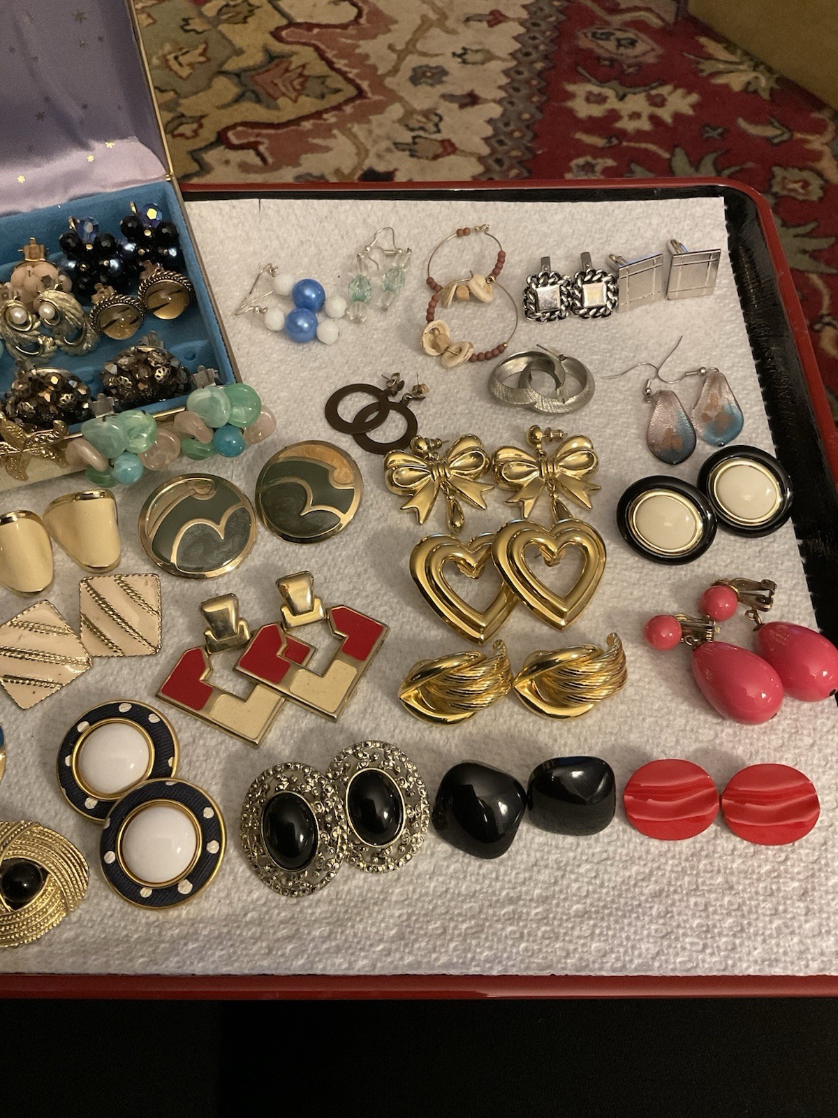 Vintage to Now Costume Jewelry Mixed Lot, Earrings Necklaces Bracelets Brooches