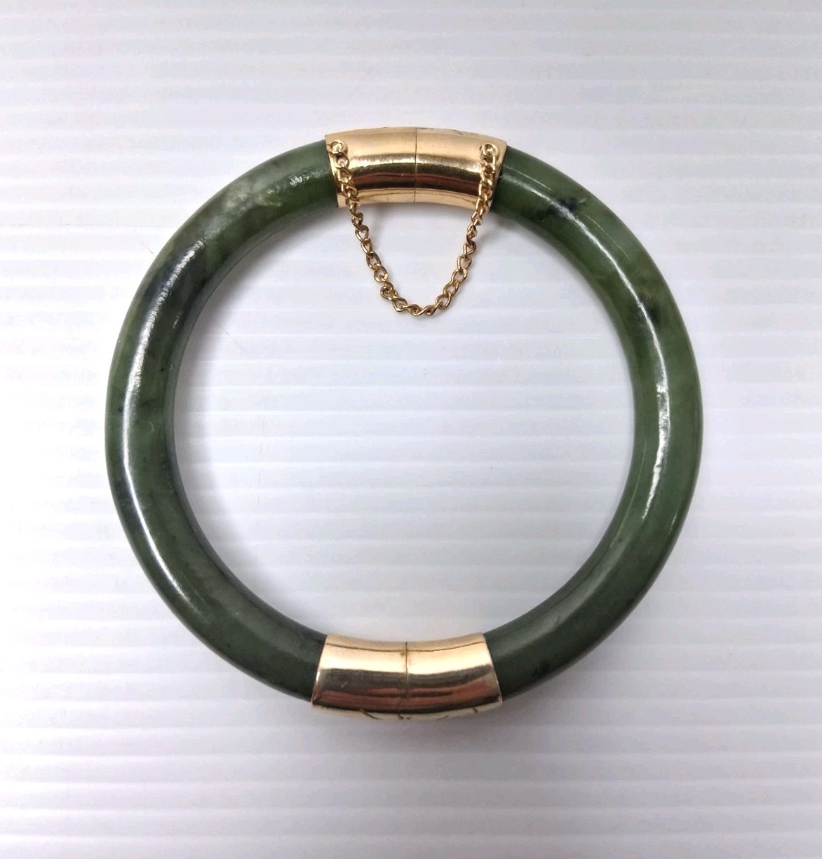 Vintage Green Nephrite Jade Hinged Gold Tone Bangle Bracelet Push Lock