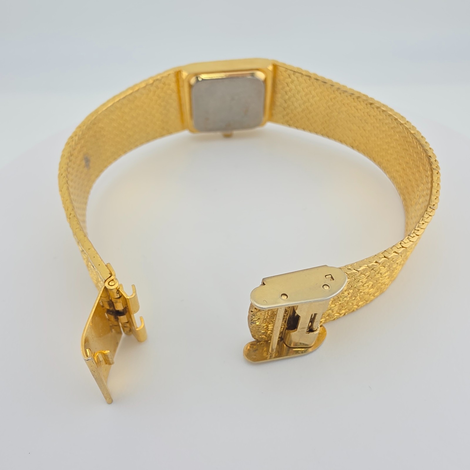 Vtg GENEVA Elegance Ladies Watch Crystal Indices Basket Weave Band Gold Plate 8″