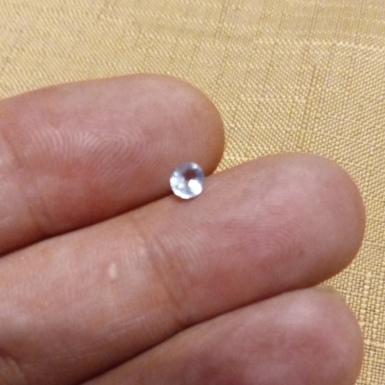 .34 ct natural VS light blue Ceylon Sapphire oval shaped heated