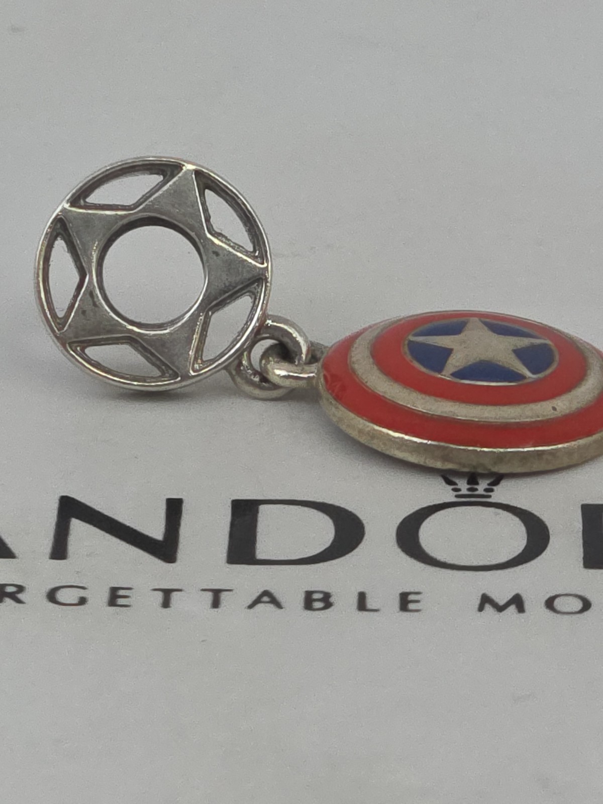 Authentic Pandora Marvel The Avengers Captain American Shield Charm #790780C01