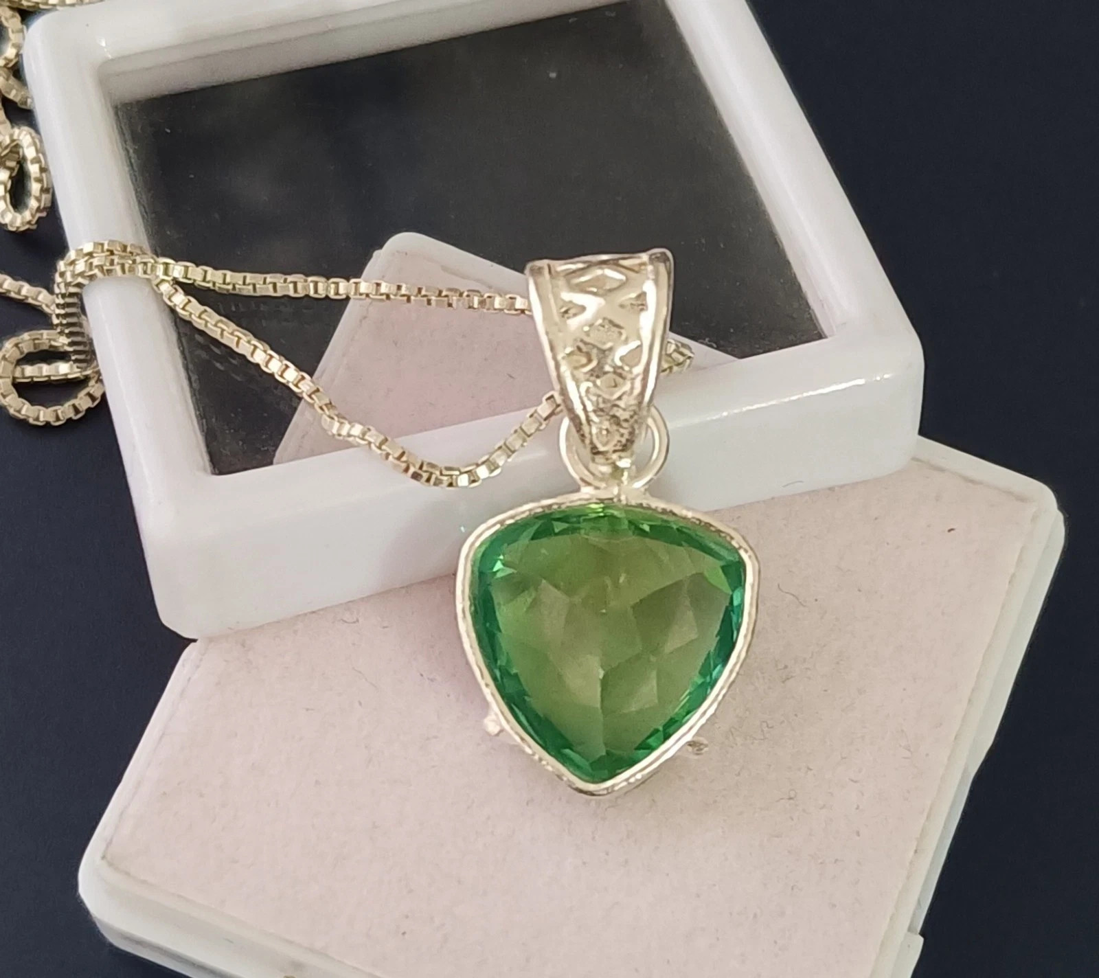 Natural 22 Ct Green Sapphire Trillion Cut 925 Solid Silver Pendant Gemstone
