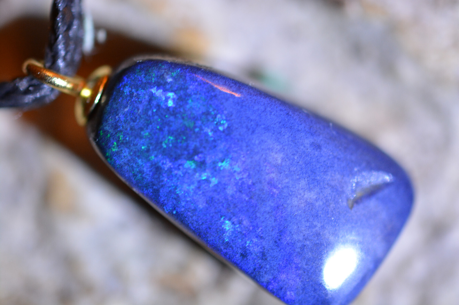 18ct 22x11x8 Nice Blue Green Mooka Hard Matrix Boulder Opal Necklace Australia Gem