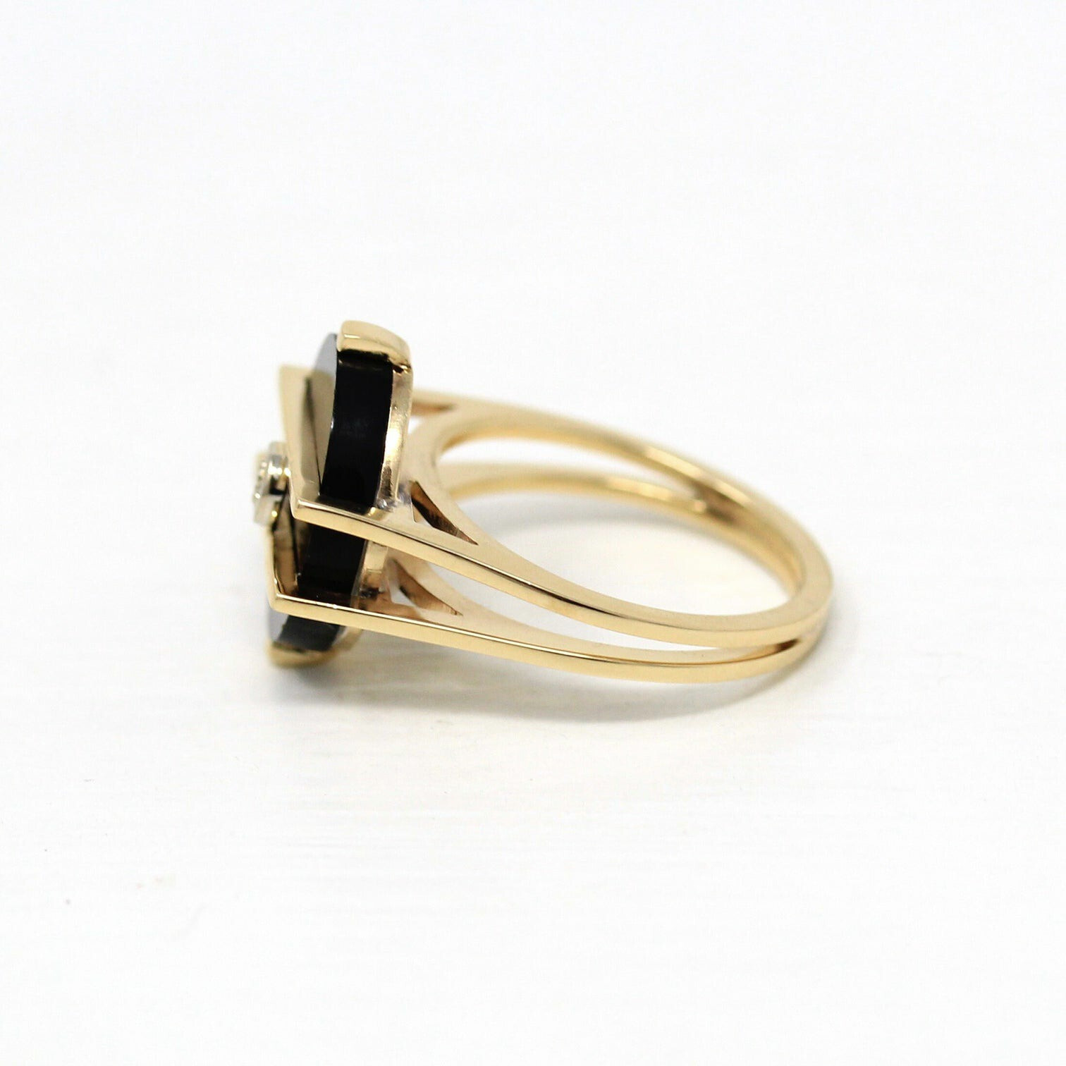 Black Onyx Gold plated 925 Silver Round Antique Vintage Ring Size 7 H-35