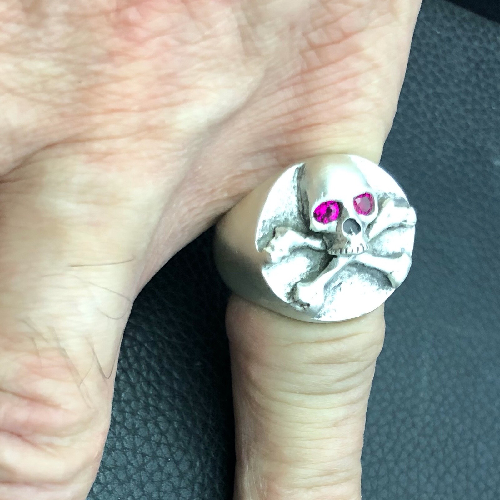 MJG STERLING SILVER SKULL & BONES RING. RUBY EYES. MEMENTO MORI. BIKER. SZ 10.5