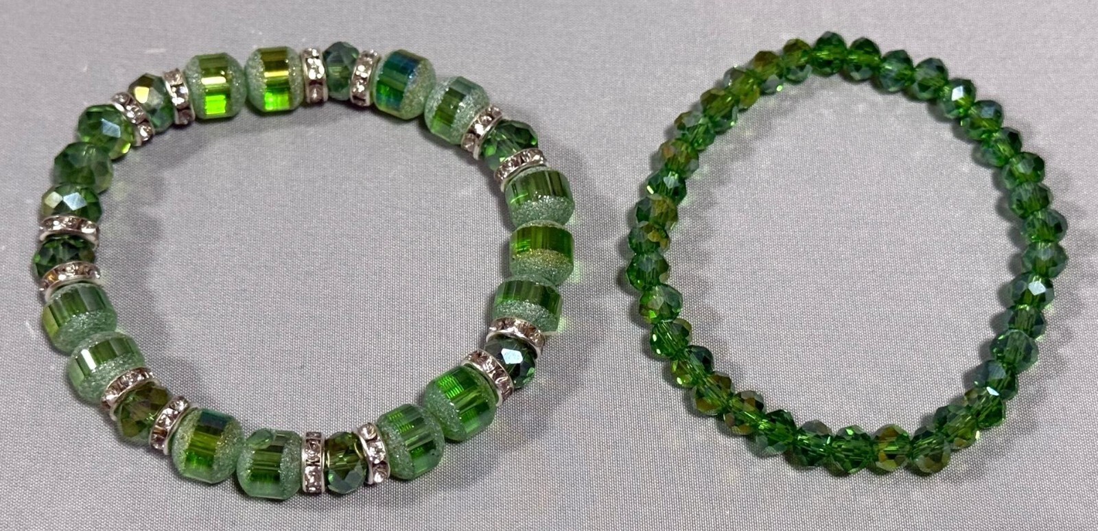 A PAIR of 2 NEW STRETCH BRACELETS IRIDESCENT BEADS FREE USA SHIPPING