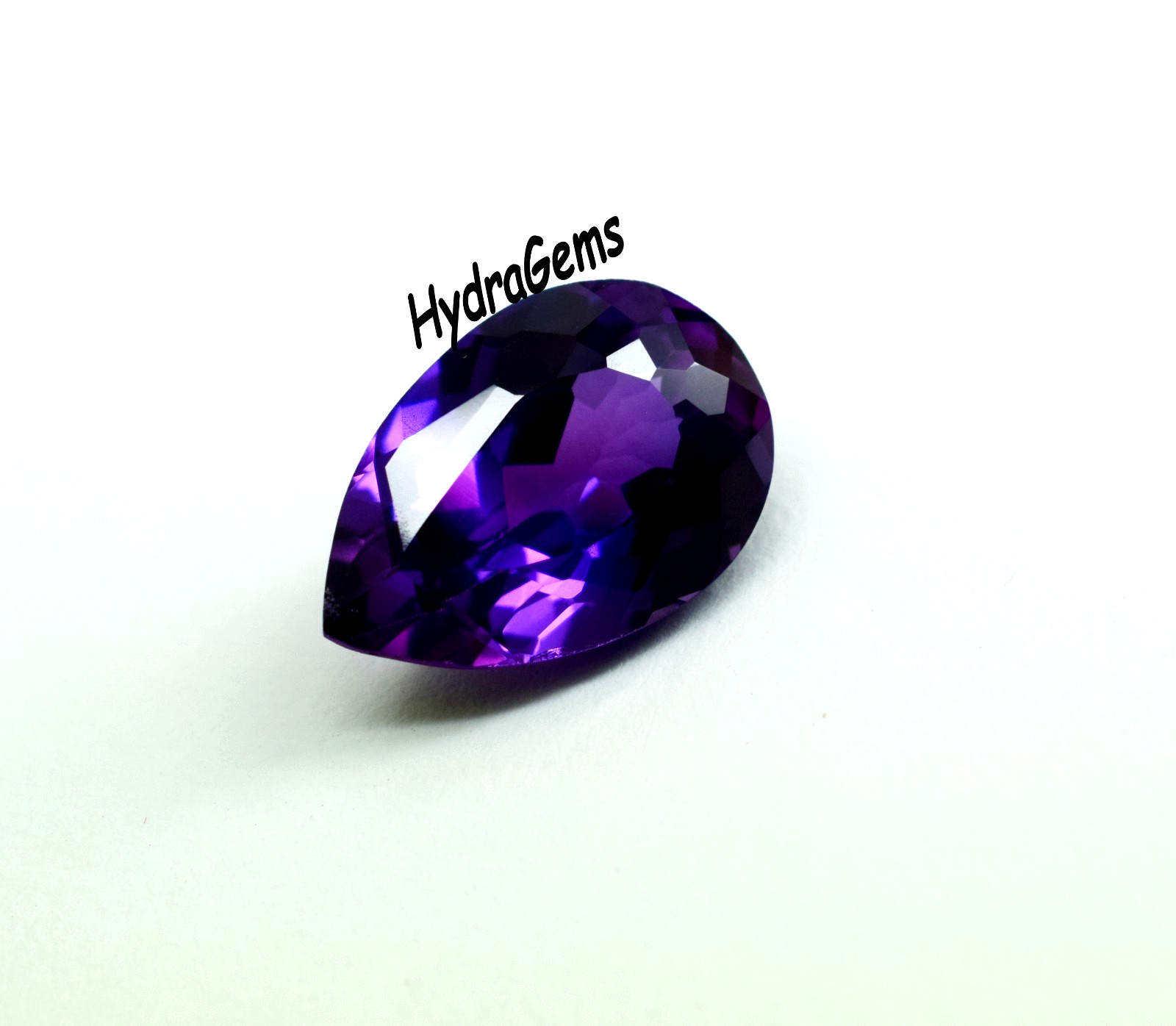Natural AA+ Bi-Color Color Change Sapphire 10.35 Ct Pear Cut Loose Gemstone