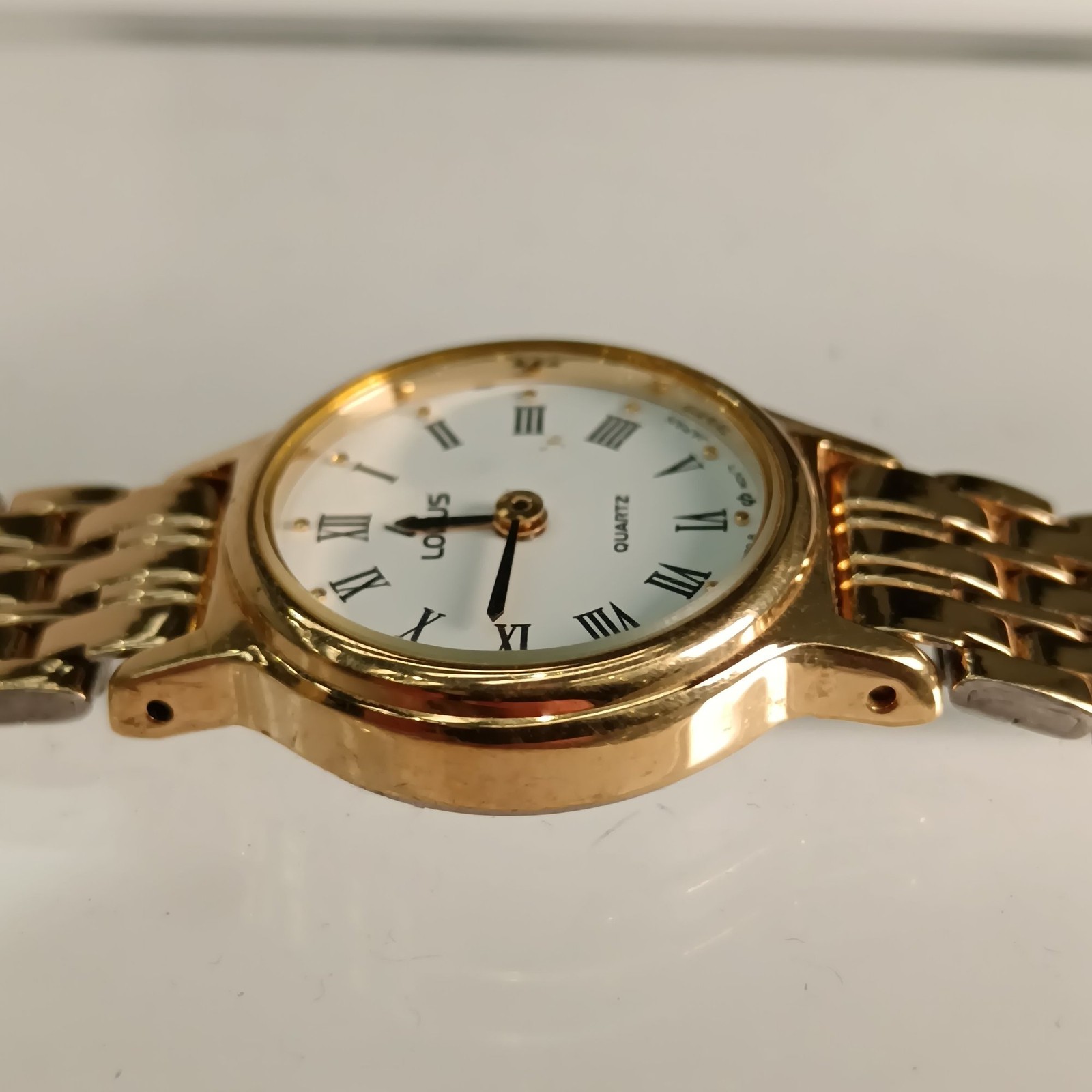 Lotus Ladies Quartz Wristwatch Gold Tone Roman Numerals Vintage Repairs Preloved