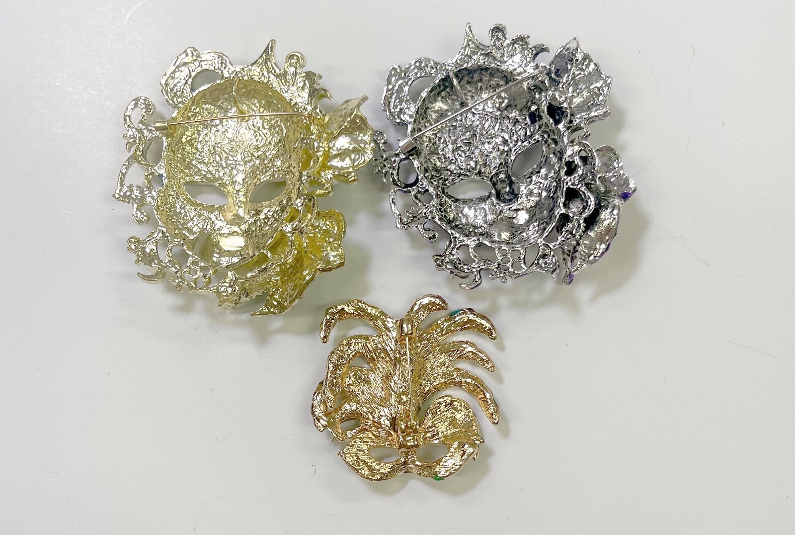 3 Festive Mardi Gras Mask Brooches Enamel in Multicolor Purple & Feathered