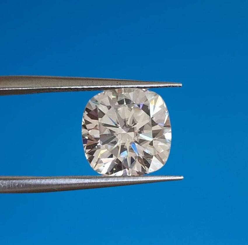 Cushion Cut 2 mm 3 mm 4 mm 5 mm 6 mm Lab Grown Diamond, CVD, Loose Diamond for E