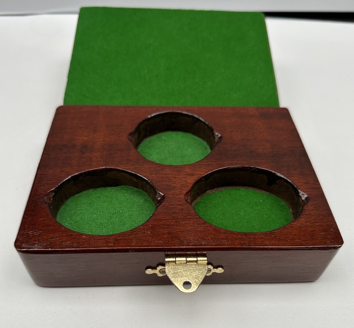 Vintage Pocket watch display case – Holder for 6 pocket watches – 16cm x 12cm