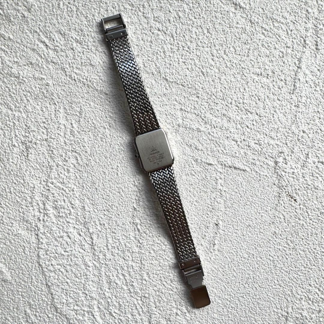 SEIKO Credor 8420-6690 Rectangular Shell Dial Silver 18K SS Used Authentic