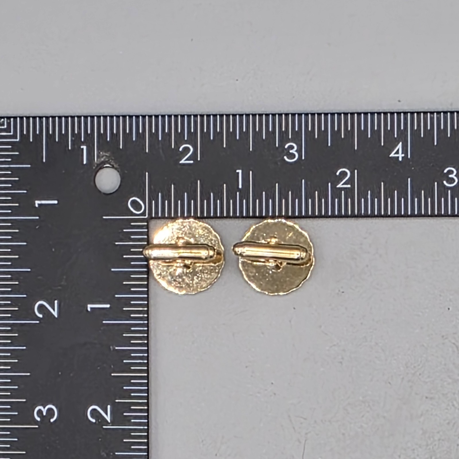 Gold Tone Round with a Rope Border Engravable Cufflinks