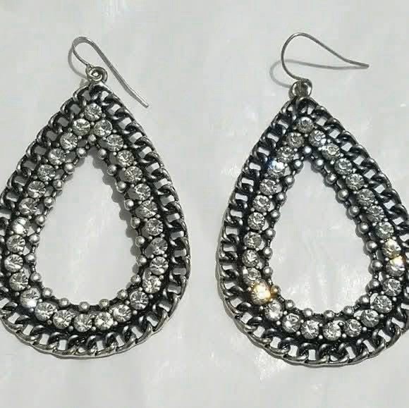 Premier Designs Jewelry CRYSTAL CHIC Tear Drop Pierced Earrings New