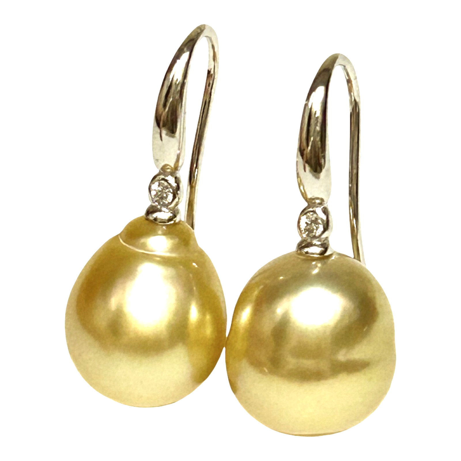 Oval Drop 11.6 x 12.9mm Philippines South Sea Pearl Natural Gold Dangle Earrings