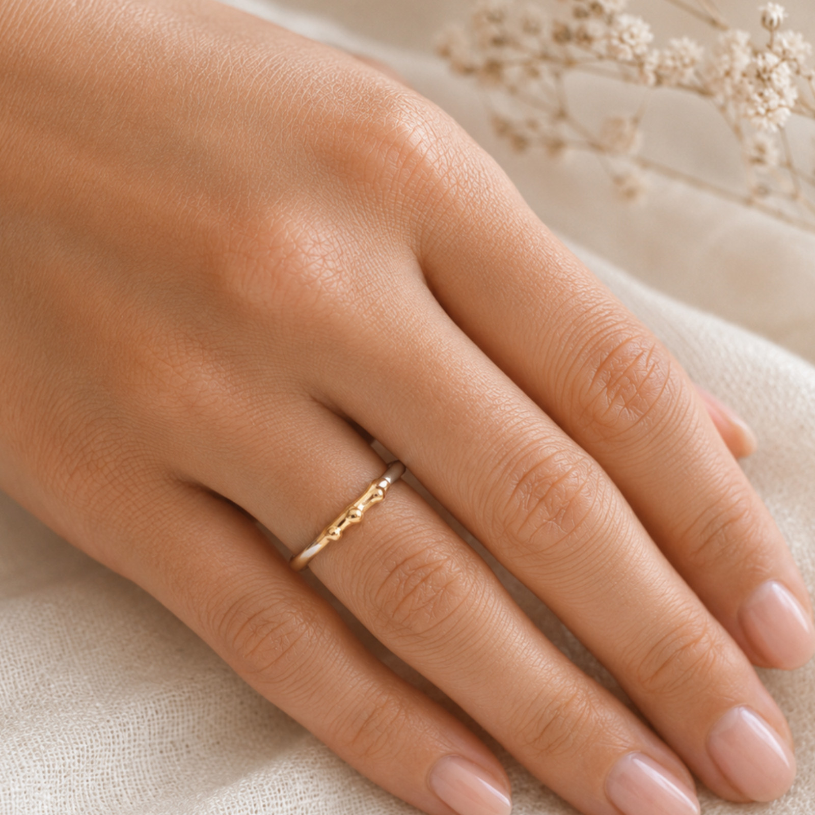 9ct solid Gold Molten and solid silver stacking ring size Q 1/2 Fully Hallmarked