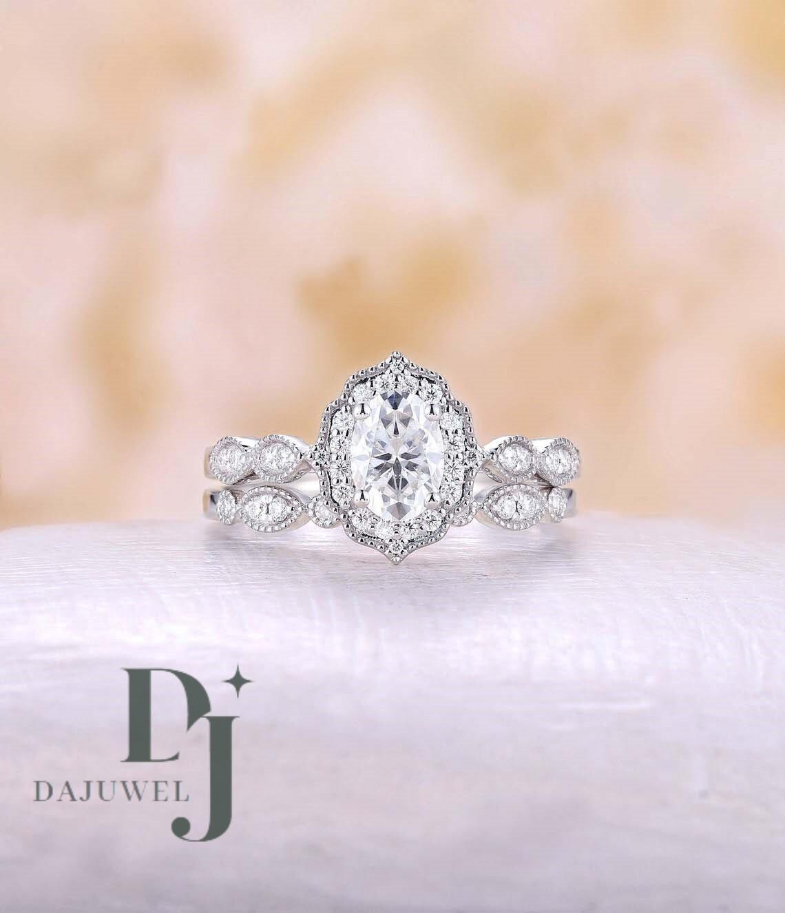 2.50 CT Oval Cut VVS1 Moissanite Bridal Set Engagement Ring Solid 14K White Gold