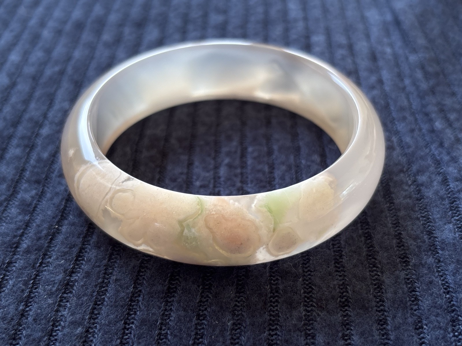 61mm Natural Cherry Blossom Agate Bangle Sakura Flower Quartz