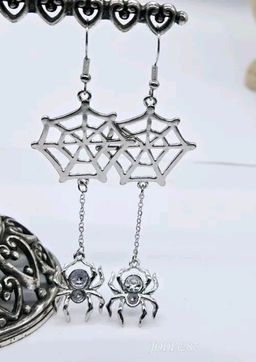 Spider Earrings Animal Insect Web Drop Dangle Hook Halloween Silver tone 3.75 in