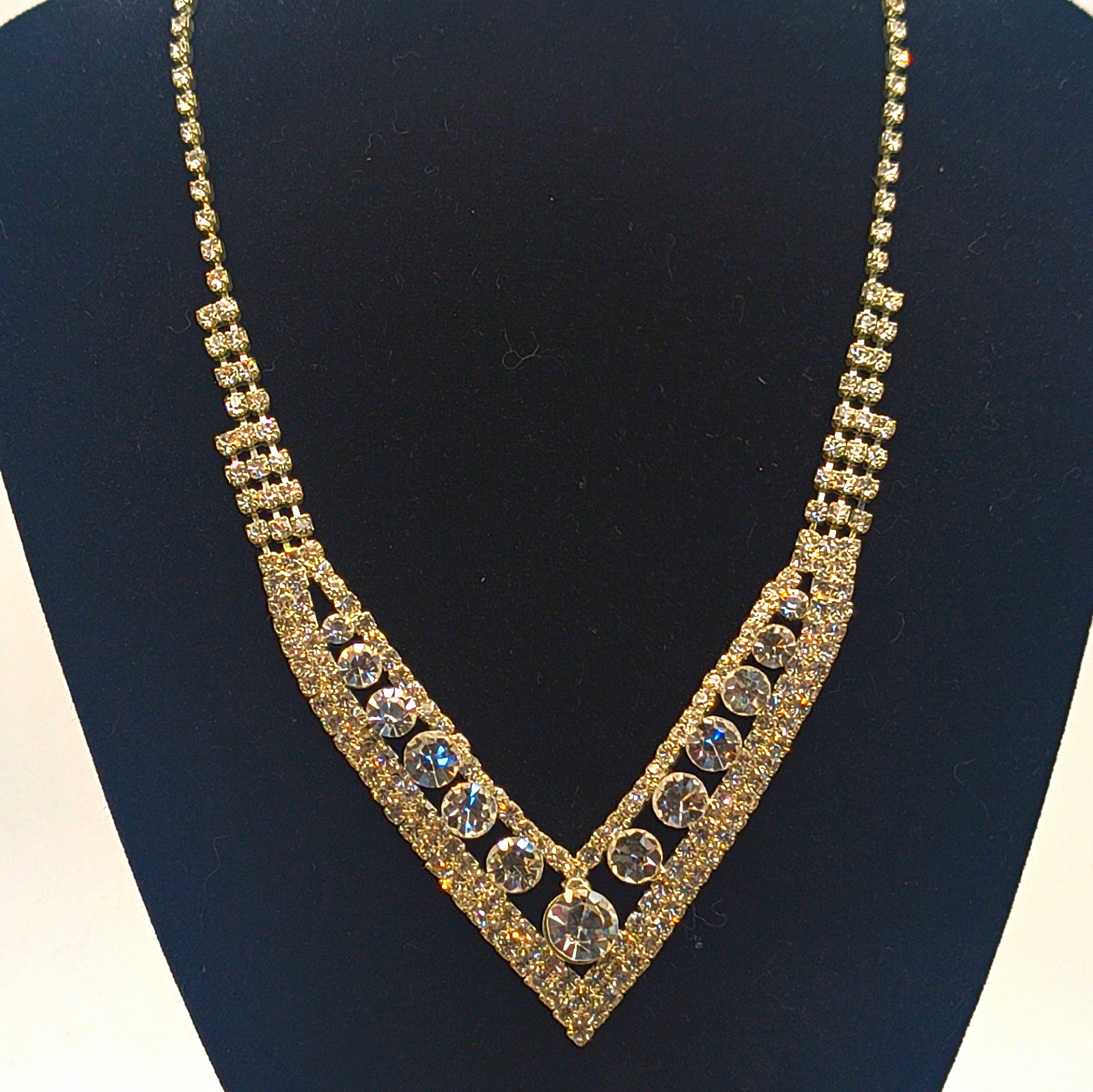 Silver Tone V Pendant Statement Necklace White Crystal Rhinestone Adjustable