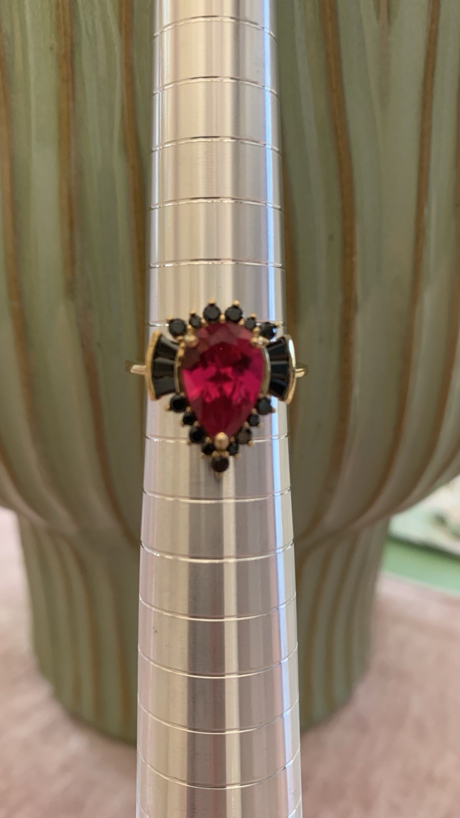 PEAR SHAPE LAB CREATED RUBY, BLACK SPINEL STERLING SILVER RING. Size 7 925
