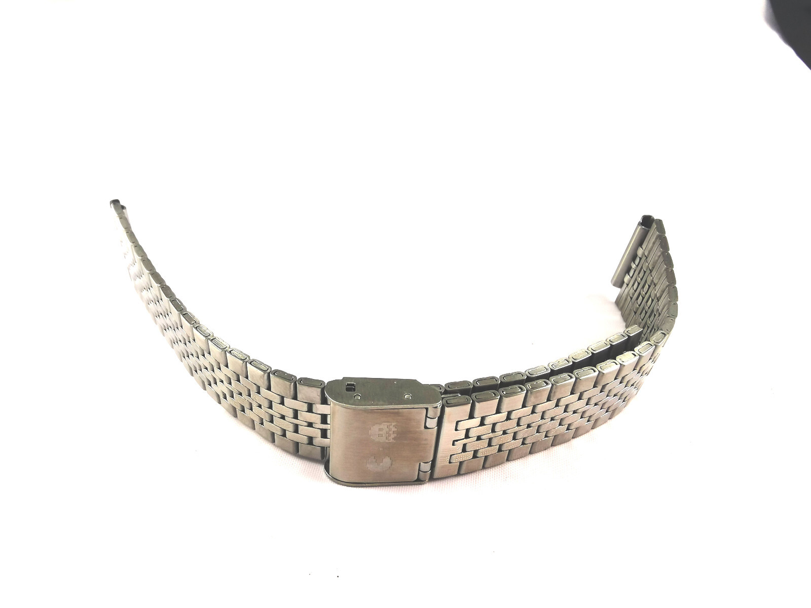 Timex Replacement Strap TW2U31900 T80 X Pac Man – Stainless Steel – 18mm