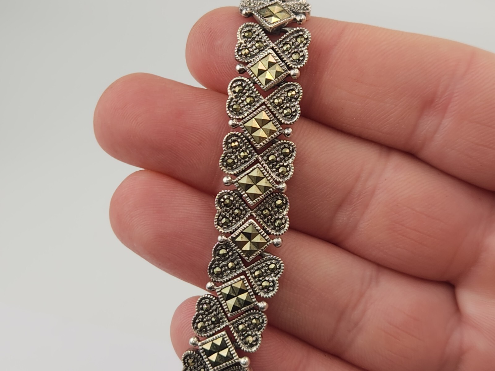 Thai Sterling Silver 925 Marcasite Heart Bracelet 7.5 In – THAI KC 925 – HSNO