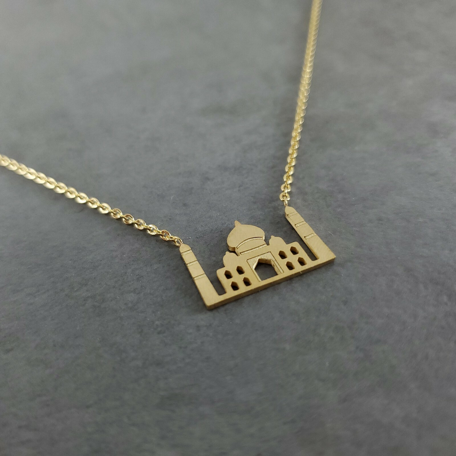 Taj Mahal GOLD Plated Necklace India Mausoleum Agra Asia Punjabi Shah Jahan