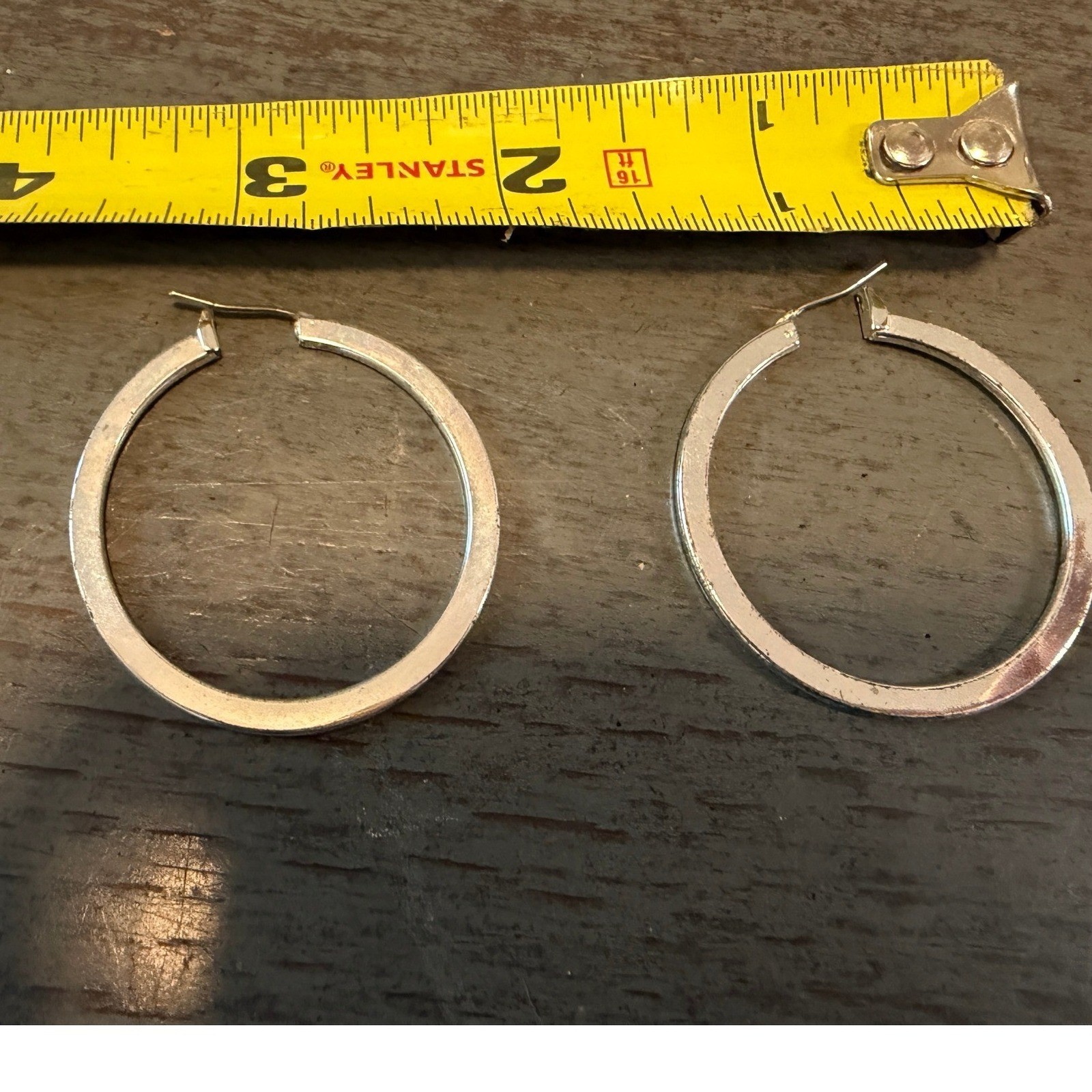 vintage Silver Tone Flat Wide Medium Hoop Earrings Latch Back Closure 1.5 Inch