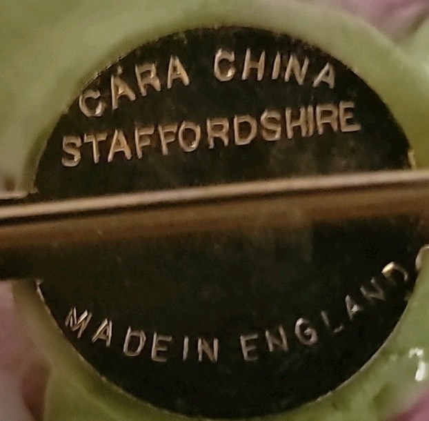 Vtg 70’s Cara China Staffordshire Made in England Porcelain Signed Flower Brooch
