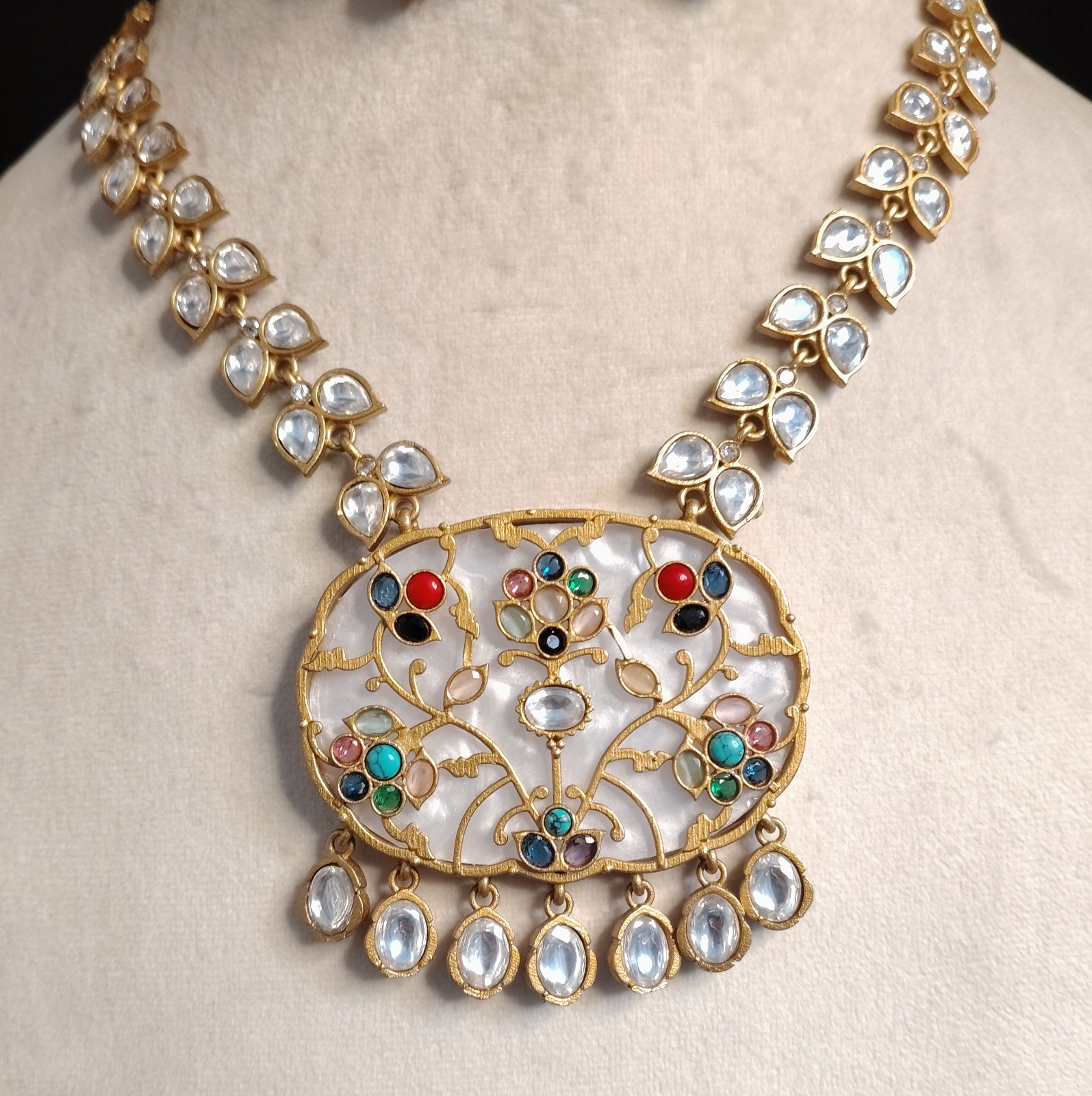 Zimal White Heritage Kundan Inlay Necklace Set Roz Jewellers.
