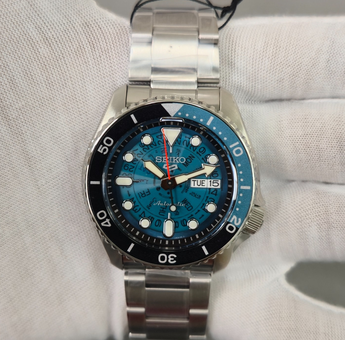 Seiko 5 Sports SRPJ45K1 Time Sonar Transparent Teal Dial 42.5mm New Men’s Watch