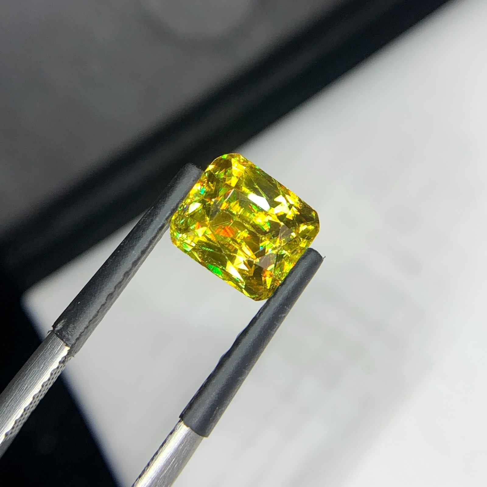 2.80 Carat Natural Brown Sphene Cushion Shape Faceted Loose Gemstone