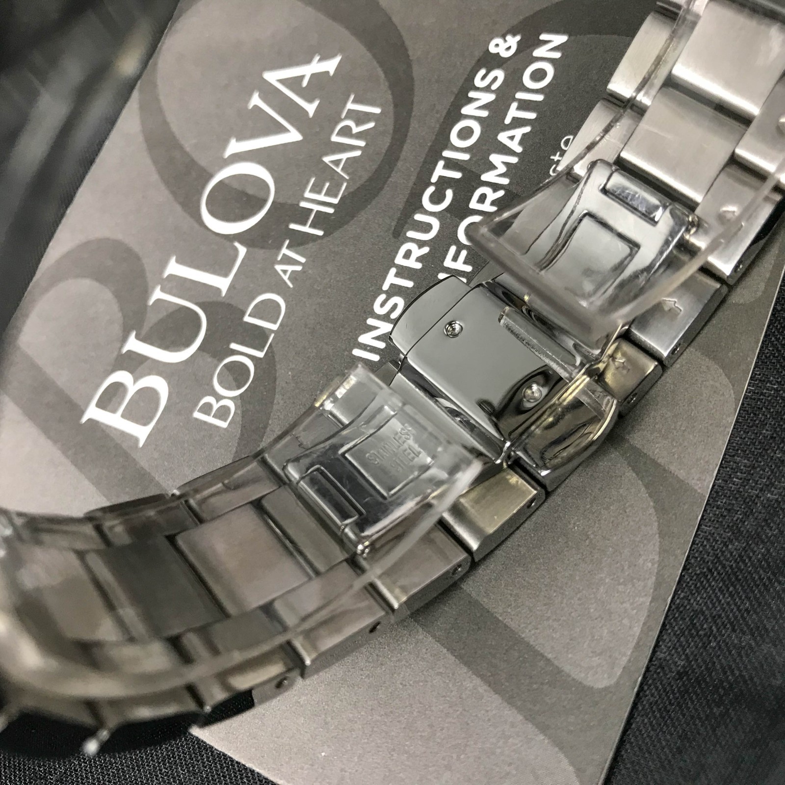 Bulova 96A270 Suveyor Automatic White Dial Stainless Steel Men’s Wristwatch NEW
