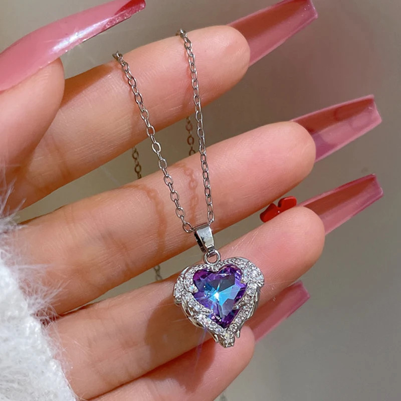 Trendy Rhinestone Heart Pendant Necklace Women 18k Gold Silver Plated Titanium