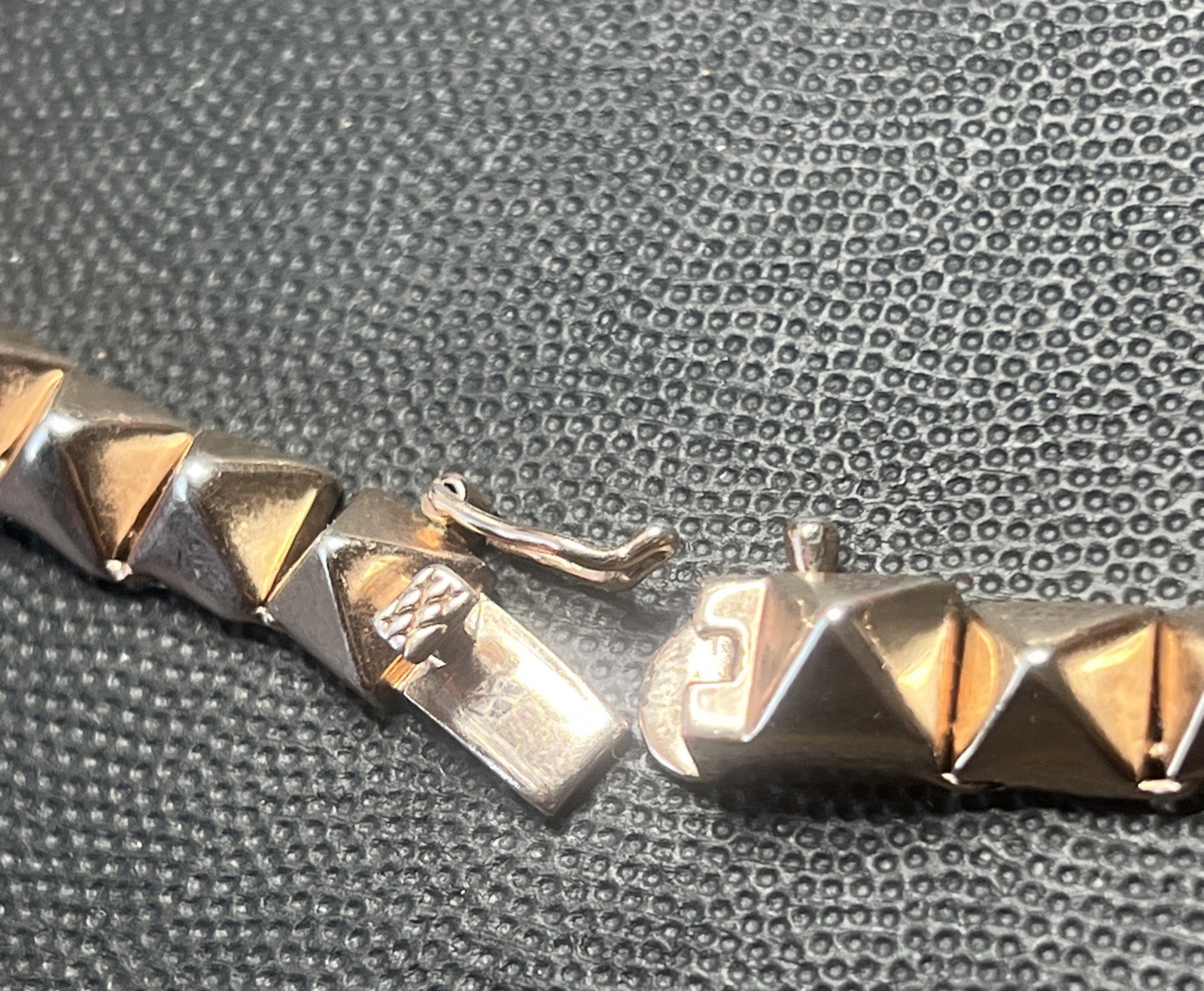 Eddie Borgo Pyramid Necklace – 12K Gold Plated, 17’ Signature Piece Retail 500$