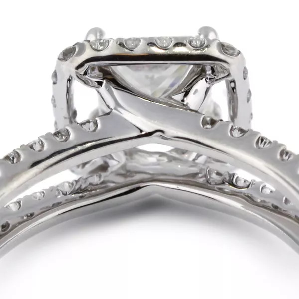 18K White Gold Engagement Ring Halo 1.60 Carat Princess Lab-Grown Diamond E SI1