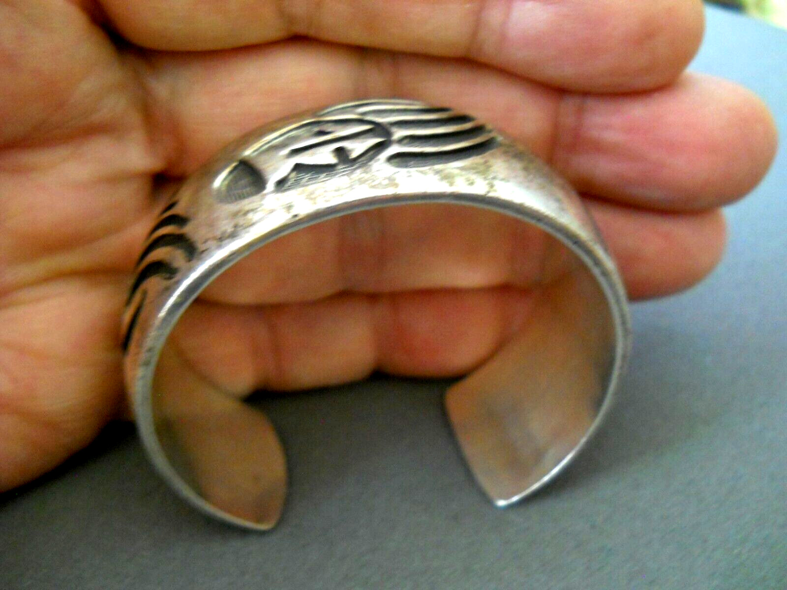 Southwestern Native American Hopi Sterli Silver Bear Paw Print Cuff Bracelet 50g