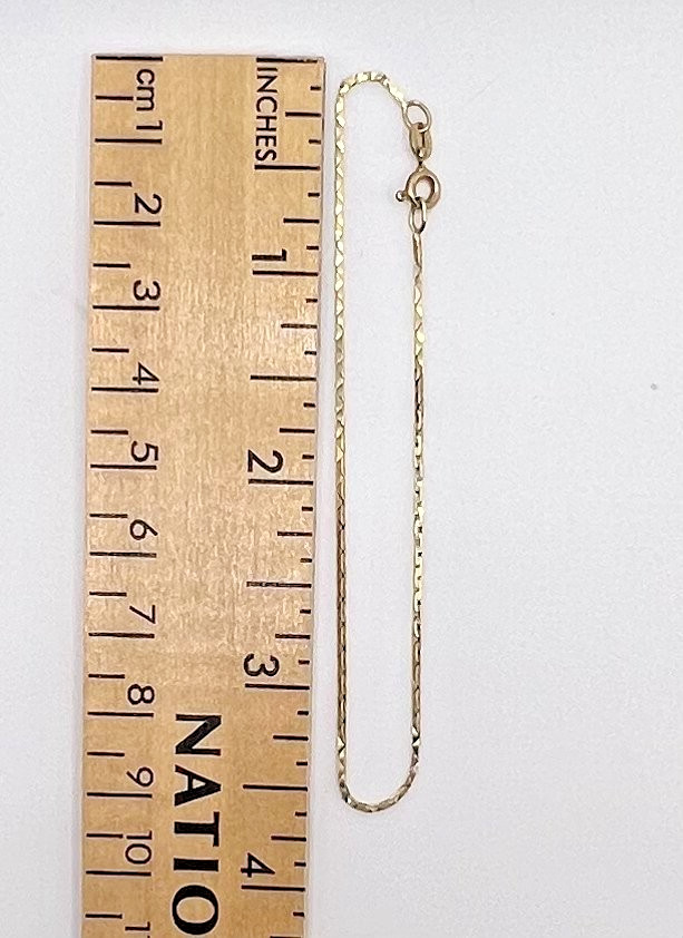 14K Yellow Gold Diamond-Cut Snake Chain Bracelet 7in. 1.56g