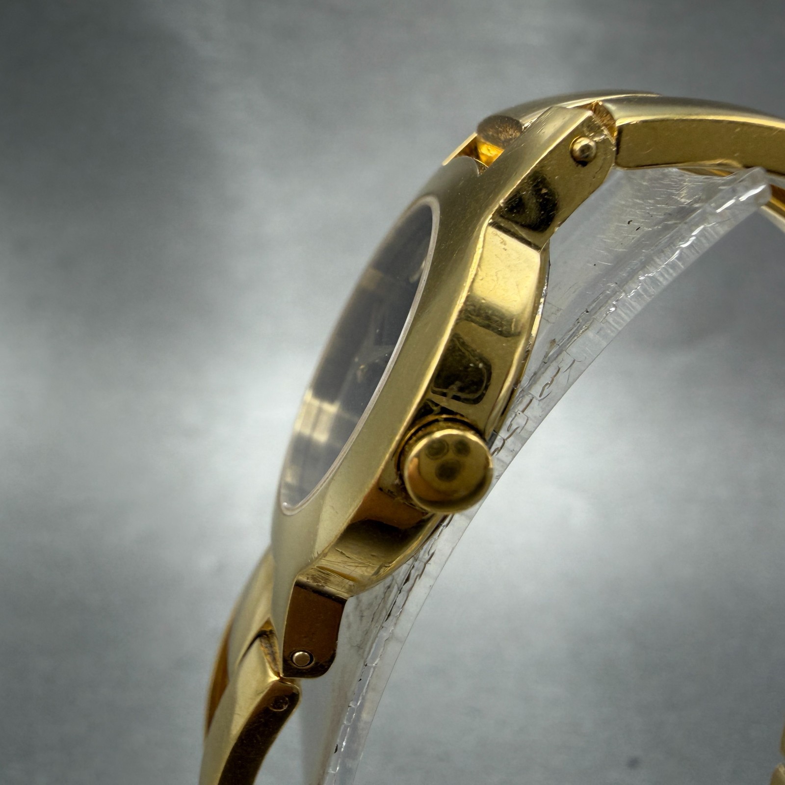 Movado Amorosa Watch Women 24mm Black Dial Gold Tone Round 88 E4 1842 New Batt H
