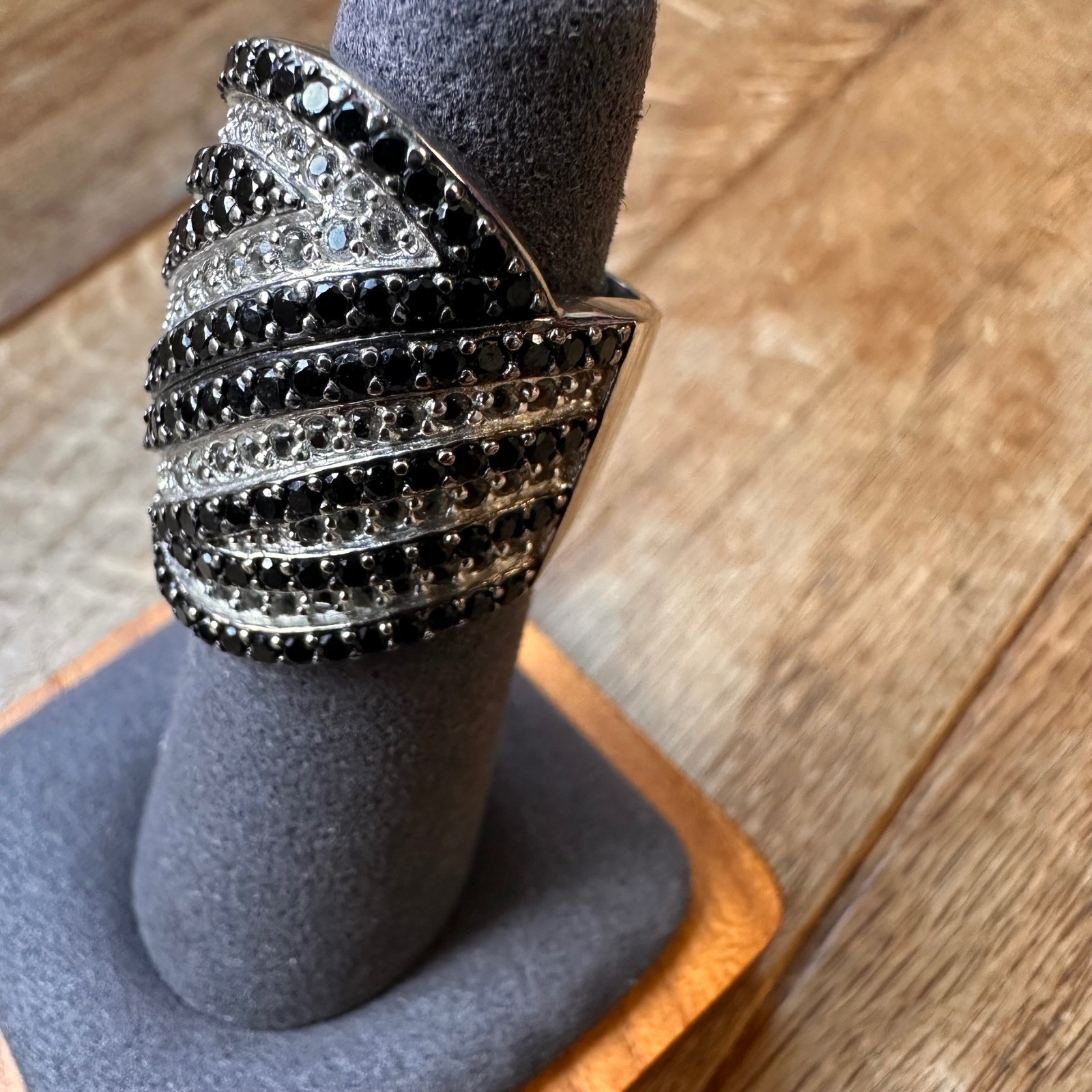 Cocktail Wide Band Ring Women Size 5.5 Pave Spinel Crystal Silver Black Modern