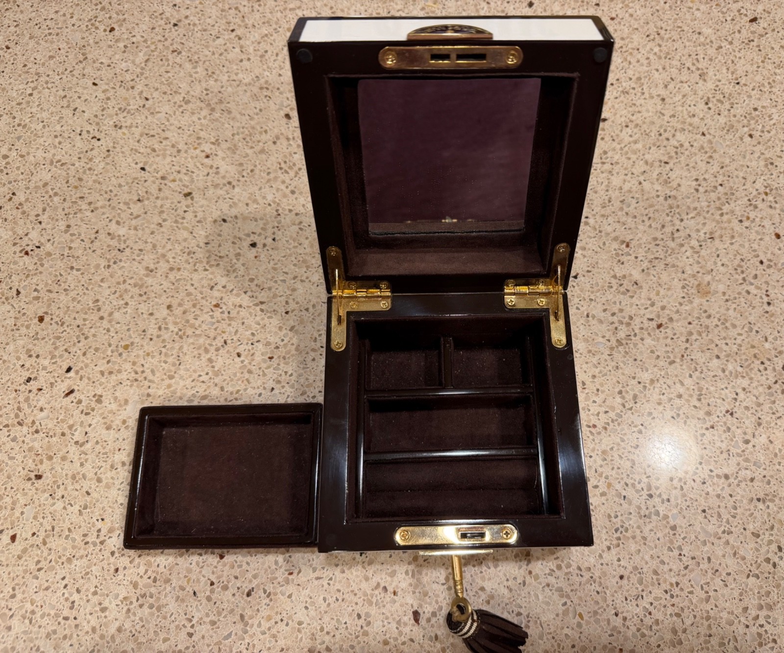 Rare Henri Bendel Lacquered Wood Jewelry Box Izak Zenou Fashion Girl Dog