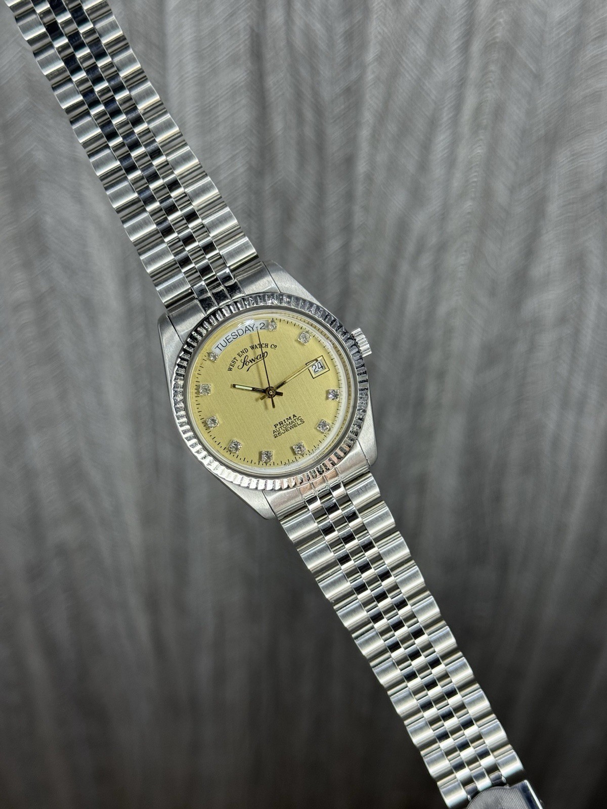 Vintage West End Sowar Prima Automatic 25 Jewels Champagne Dial Men’s Wristwatch